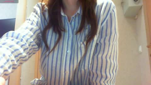 Hailey online show from November 2025 05:15:01 PM