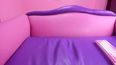 Snapshot of mommy_dirty_squirt chatting on January 2025 11:56:01 AM carolina online show from January 2025 11:56:01 AM