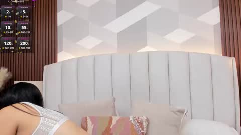 Letty Smith online show from November 2025 11:31:02 AM