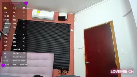 Daphne  online show from March 2025 01:48:01 AM