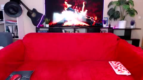 Maria online show from November 2025 04:04:01 AM