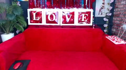 Snapshot of mommymila chatting on February 2026 03:47:02 AM Maria online show from February 2026 03:47:02 AM