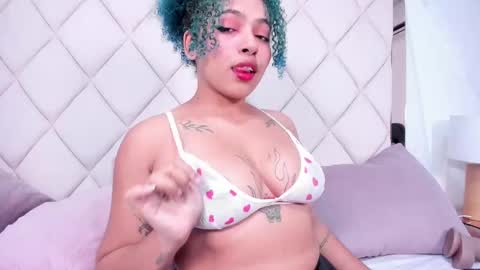 Snapshot of momo_ayasse chatting on September 2025 09:26:02 PM Momo online show from September 2025 09:26:02 PM