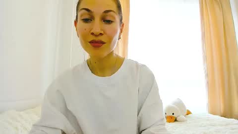 Mona online show from February 2025 09:33:01 AM