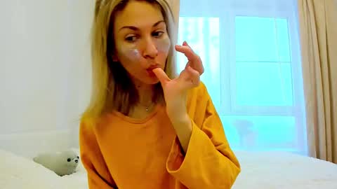 Mona online show from March 2025 05:31:02 AM