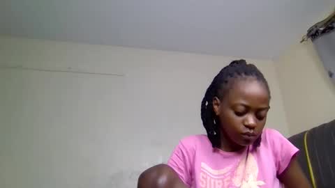 Mona online show from September 2025 12:11:01 AM