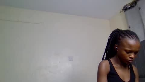 Mona online show from September 2025 01:16:02 AM