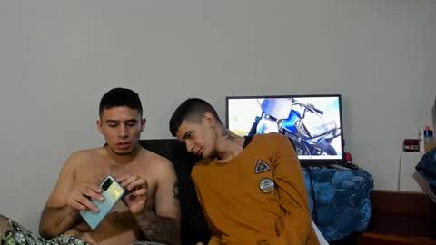 Snapshot of monarquia_ chatting on December 2024 10:19:01 PM nicolas online show from December 2024 10:19:01 PM