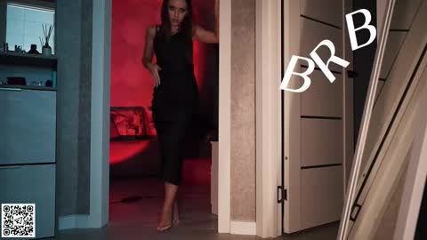 Monia Help me get 20000 subscribers online show from October 2025 05:44:02 PM