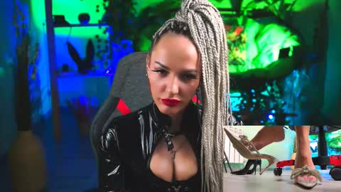 Monika online show from March 2025 11:39:02 AM