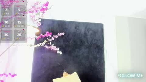 MONIK FOX online show from October 2025 07:43:01 PM