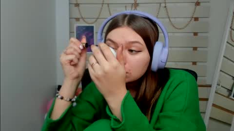 Monika online show from February 2025 07:44:02 AM