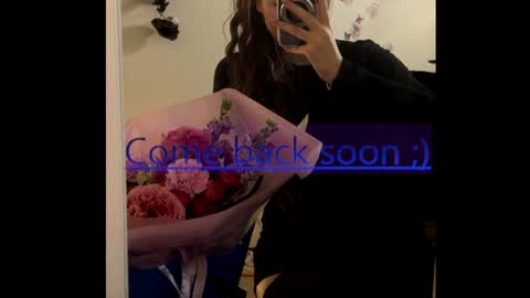 Monika online show from February 2026 01:15:01 PM