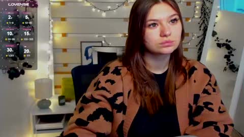 Monika online show from February 2026 01:29:02 PM