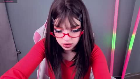 Monika online show from November 2025 02:08:01 PM