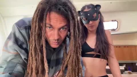 Monk and Mia online show from October 2025 11:00:02 AM