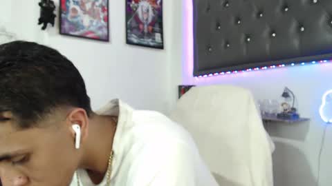 simon dice online show from March 2025 05:45:01 PM