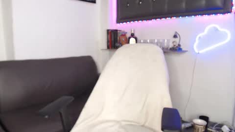 simon dice online show from March 2025 07:31:02 PM