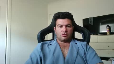 Snapshot of monkeydward1 chatting on May 2026 01:44:01 AM monkeydward1 online show from May 2026 01:44:01 AM