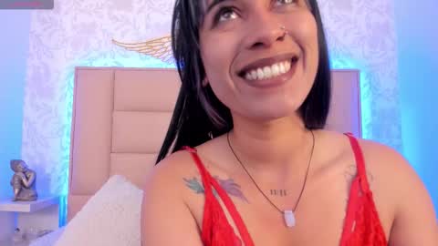 Adriana online show from October 2025 12:46:01 PM