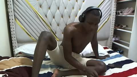 Snapshot of monstrous_cock1 chatting on April 2026 12:27:02 PM monstrous_cock1 online show from April 2026 12:27:02 PM