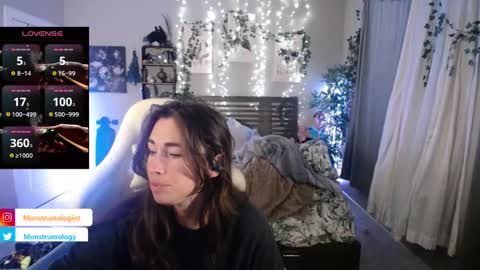 Lydia Mooney online show from January 2025 12:43:02 AM