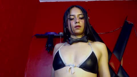 Monttserratt online show from December 2024 01:53:02 AM