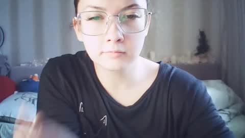 moodiemira online show from February 2026 01:04:02 PM