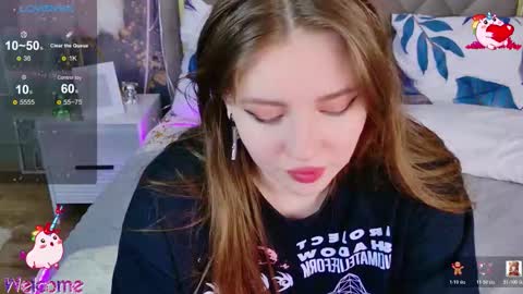 Snapshot of moon__bunny chatting on February 2026 02:24:02 PM Moon Bunny online show from February 2026 02:24:02 PM