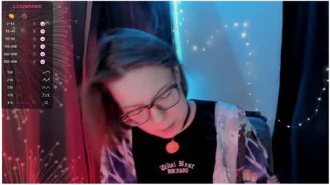 Roxy online show from February 2025 07:14:02 PM