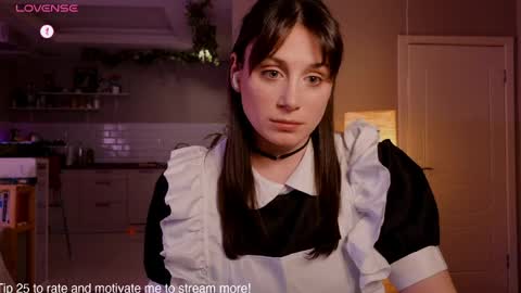 Luna  online show from April 2026 05:44:01 PM