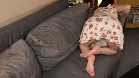 Snapshot of moon_sonata chatting on February 2026 11:01:02 PM Kate Moon online show from February 2026 11:01:02 PM