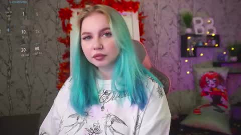 Emilia online show from October 2025 09:27:01 AM