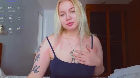 Emilia online show from December 2025 05:23:01 AM