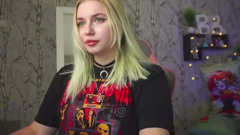 Emilia online show from February 2026 06:40:02 AM