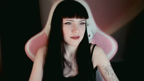 Snapshot of moon_velvet chatting on June 2026 08:30:02 PM sophie online show from June 2026 08:30:02 PM