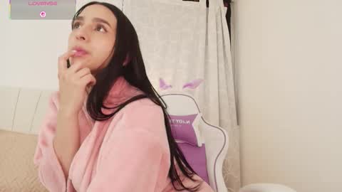 moonbrunettee online show from September 2025 08:37:01 AM