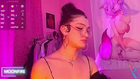 Nicky  online show from September 2025 07:02:01 AM