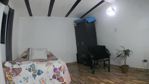 moonie_baddie31 online show from February 2026 03:15:01 AM