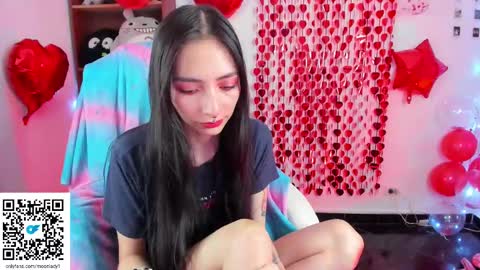 MOON  online show from February 2025 03:42:01 AM