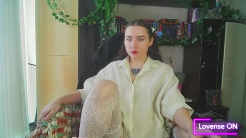 Snapshot of moonlight_sonataa chatting on May 2026 06:33:02 AM moonlight_sonataa online show from May 2026 06:33:02 AM