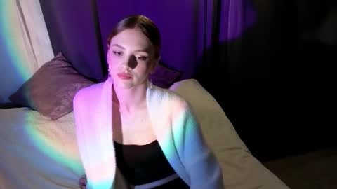 Maya online show from October 2025 07:58:02 PM