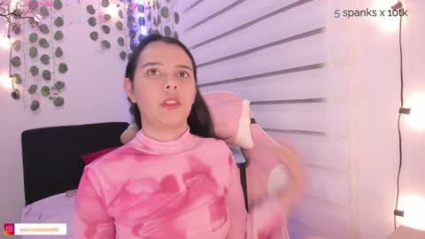 moonliight__ online show from February 2025 12:19:02 AM