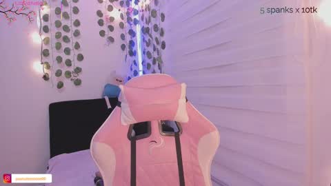 moonliight__ online show from February 2025 11:35:01 PM