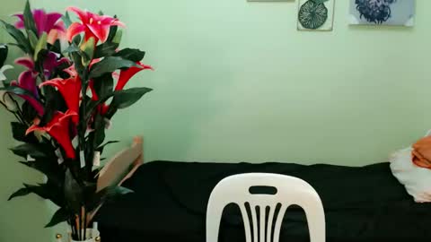 Snapshot of moonlit_tala chatting on February 2026 02:50:02 AM Moonlit Tala online show from February 2026 02:50:02 AM