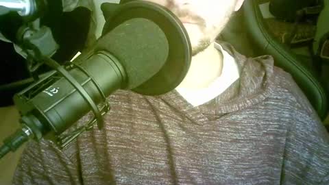 Snapshot of moonsire chatting on January 2025 05:16:01 PM Moonsire online show from January 2025 05:16:01 PM