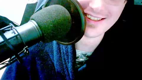 Snapshot of moonsire chatting on January 2025 06:56:02 PM Moonsire online show from January 2025 06:56:02 PM