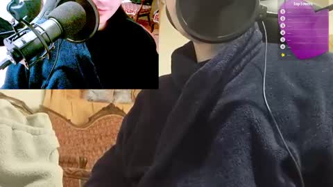 Snapshot of moonsire chatting on January 2025 04:50:01 AM Moonsire online show from January 2025 04:50:01 AM