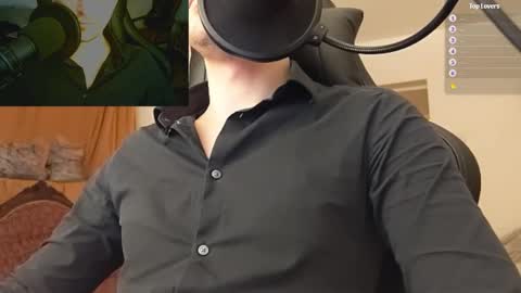 Snapshot of moonsire chatting on January 2025 11:29:01 PM Moonsire online show from January 2025 11:29:01 PM