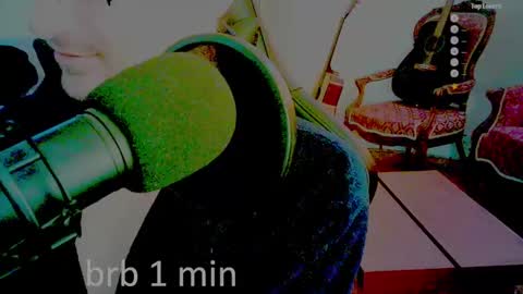 Snapshot of moonsire chatting on January 2025 01:11:02 PM Moonsire online show from January 2025 01:11:02 PM